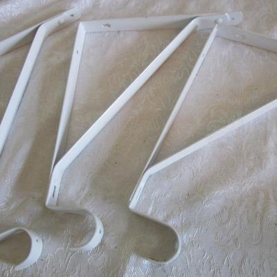 3 Closet rod shelf brackets, hyper tough