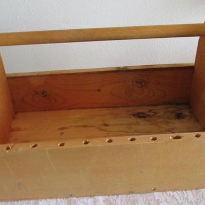 Wood tool box 21-1/2" long x 13" wide x 12-3/4" tall, very sturdy