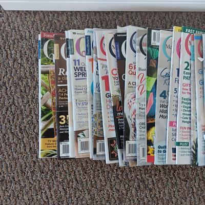 QUILTING MAGAZINES (2)
