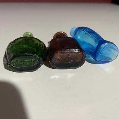 Collection of Glass Bottles (2LR-MG)