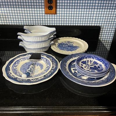 Blue & White Dish Ware by Spode & More (2K-MG)