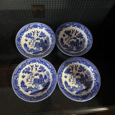 Blue & White Dish Ware by Spode & More (2K-MG)