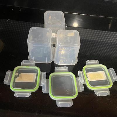 Collection of Glass & Plastic Containers With Lids (2K-MG)