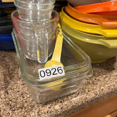 Big Lot Pyrex & Vintage Tupperware