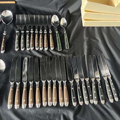Washington Forge & Supreme Flatware (2K-MG)