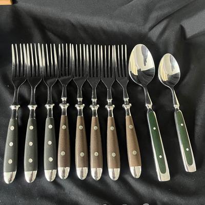 Washington Forge & Supreme Flatware (2K-MG)