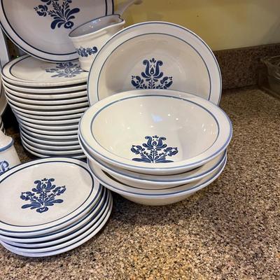 Big Lot Pfaltzgraff Blue Village China Set