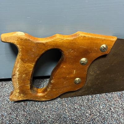 Handsaw, Oil Can & Calipers (1BL-MG)