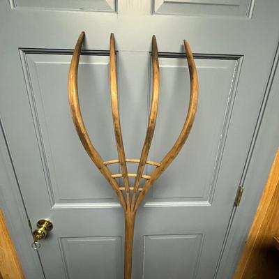 Primitive Wooden Hay Fork (1BL-MG)