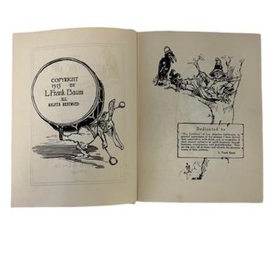 Early 1915 Edition of "The Scarecrow of Oz" Book