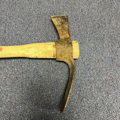 Ax, Pickaxe & Hoe (1BL-MG)