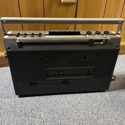 General Electric, Magnavox & Panasonic Portable AM/FM Radio and Cassette Players (1BL-MG)