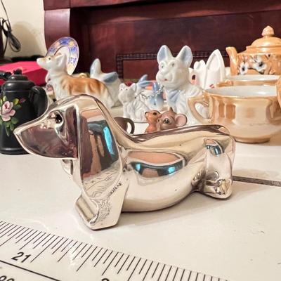 Big Lot Vintage Collectibles - Porcelain, Enamel, Cast Iron