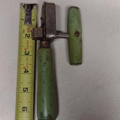 Vintage Edlund Junior No. 5 Can Opener