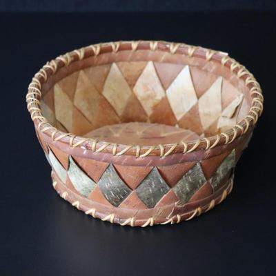 Native American Alaskan Athabaskan Indian Hand Made Birch Bark Basket