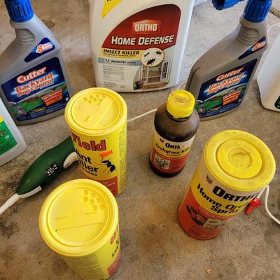 Lot of assorted insect killers and weed killers