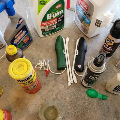 Lot of assorted insect killers and weed killers