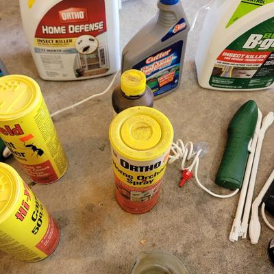 Lot of assorted insect killers and weed killers
