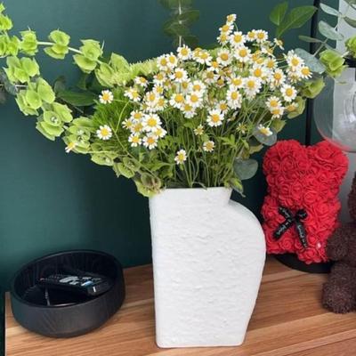 large vase / book end vase