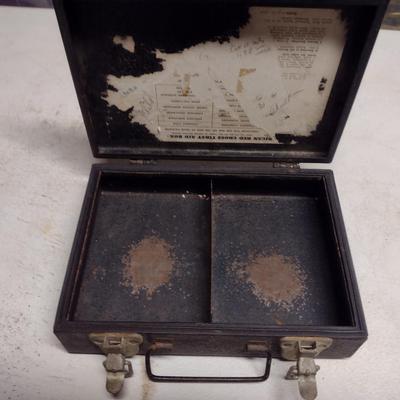 Vintage American National Red Cross Metal First Aid Box