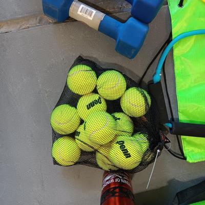 HAND WEIGHTS, EXERCISE MAT AND MORE