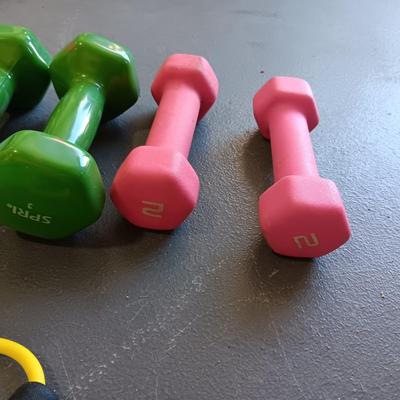 HAND WEIGHTS, EXERCISE MAT AND MORE