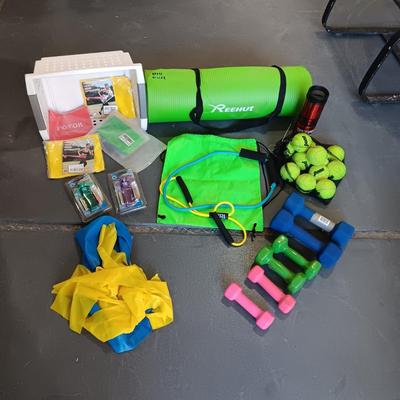 HAND WEIGHTS, EXERCISE MAT AND MORE