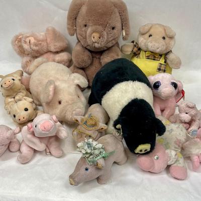 Lot of Assorted Plush Pigs