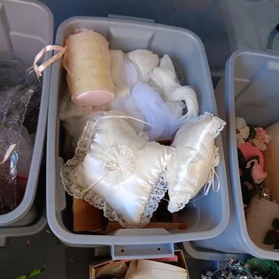 WEDDING DECORATIONS AND 3 STORAGE CONTAINERS
