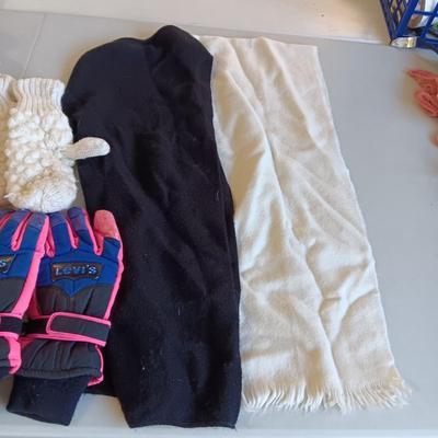 GIRLS/LADIES OUTERWEAR
