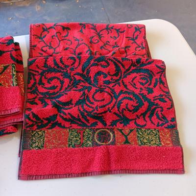 NOEL AND JOY TOWELS, HAND TOWELS AND WASHCLOTHS