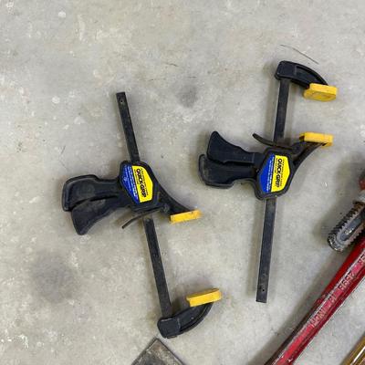 6 PC WOOD CHISELS, IRWIN CLAMPS, HACKSAW AND 18” PIPE WRENCH