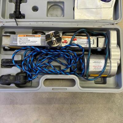 BLACK & DECKER ROTARY TOOL KIT, AND ROADMASTER 12V ELECTRIC CAR JACK