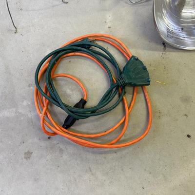 6 HEAT/HANGING LAMP HOUSINGS AND EXTENSION CORDS