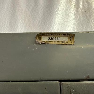 METAL STORAGE CABINET
