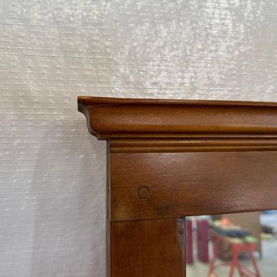 8 DRAWER DRESSER WITH MIRROR
