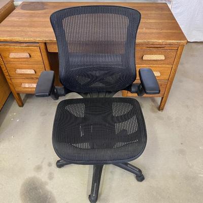 SOLID WOOD DESK AND A DESK CHAIR