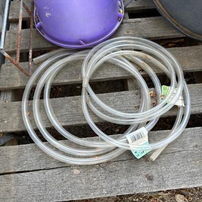 MISC FEEDERS AND CONTAINERS