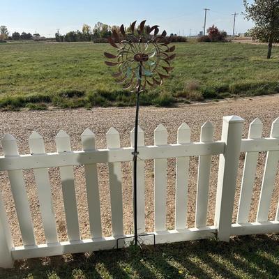 SPINNING YARD ART