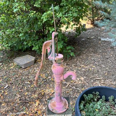 WATER PUMP YARD ART