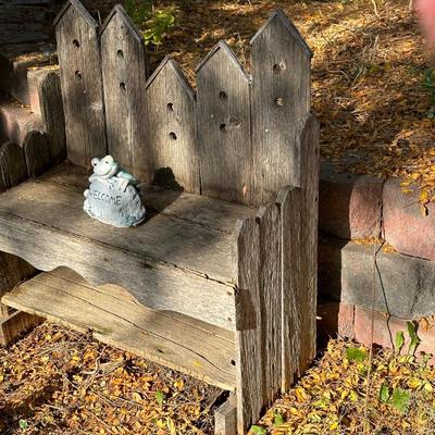 UNIQUE GARDEN BENCH