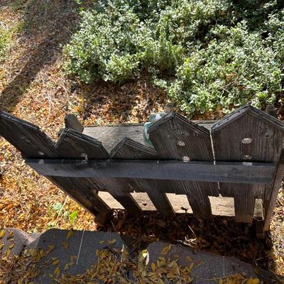 UNIQUE GARDEN BENCH