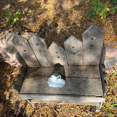 UNIQUE GARDEN BENCH