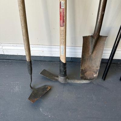 YARD AND GARDEN TOOLS