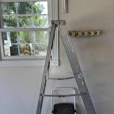 5' ALUMINUM LADDER AND A STEP STOOL