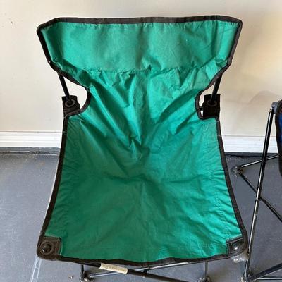 2 FOLDING CHAIRS, 2 BEVERAGE COOLERS AND A FOOD COOLER