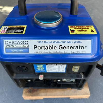 PORTABLE GENERATOR 800 RATED WATTS/900 MAX WATTS