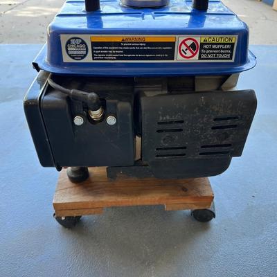PORTABLE GENERATOR 800 RATED WATTS/900 MAX WATTS