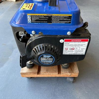 PORTABLE GENERATOR 800 RATED WATTS/900 MAX WATTS
