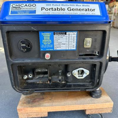 PORTABLE GENERATOR 800 RATED WATTS/900 MAX WATTS